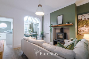 Amazing 5BR House Chester Centre by PureStay Sleeps12
